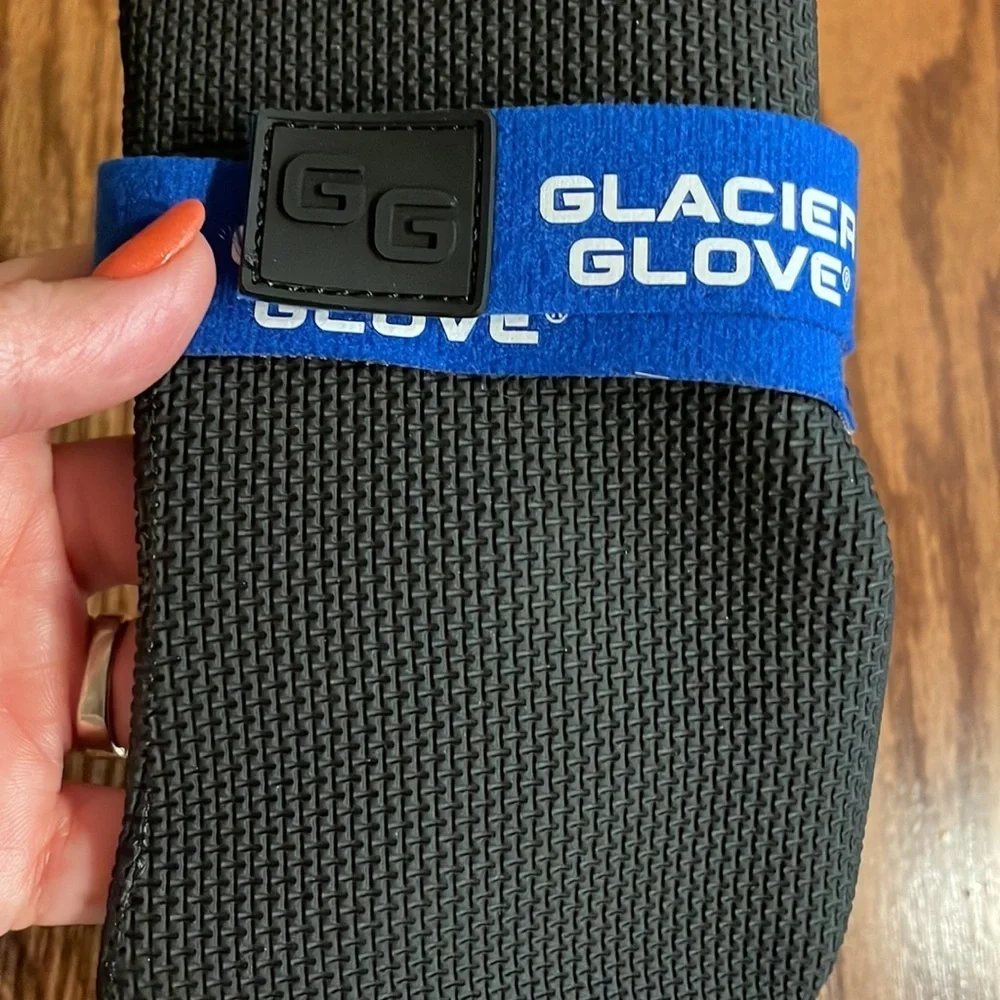 Glacier KENAI gloves women’s waterproof rubber textured black blue size Small